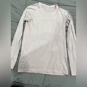 Lululemon Swiftly Tech Long Sleeve Shirt Size 10